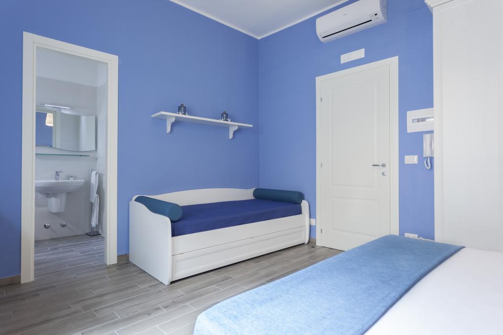 Costa Azzurra 3*